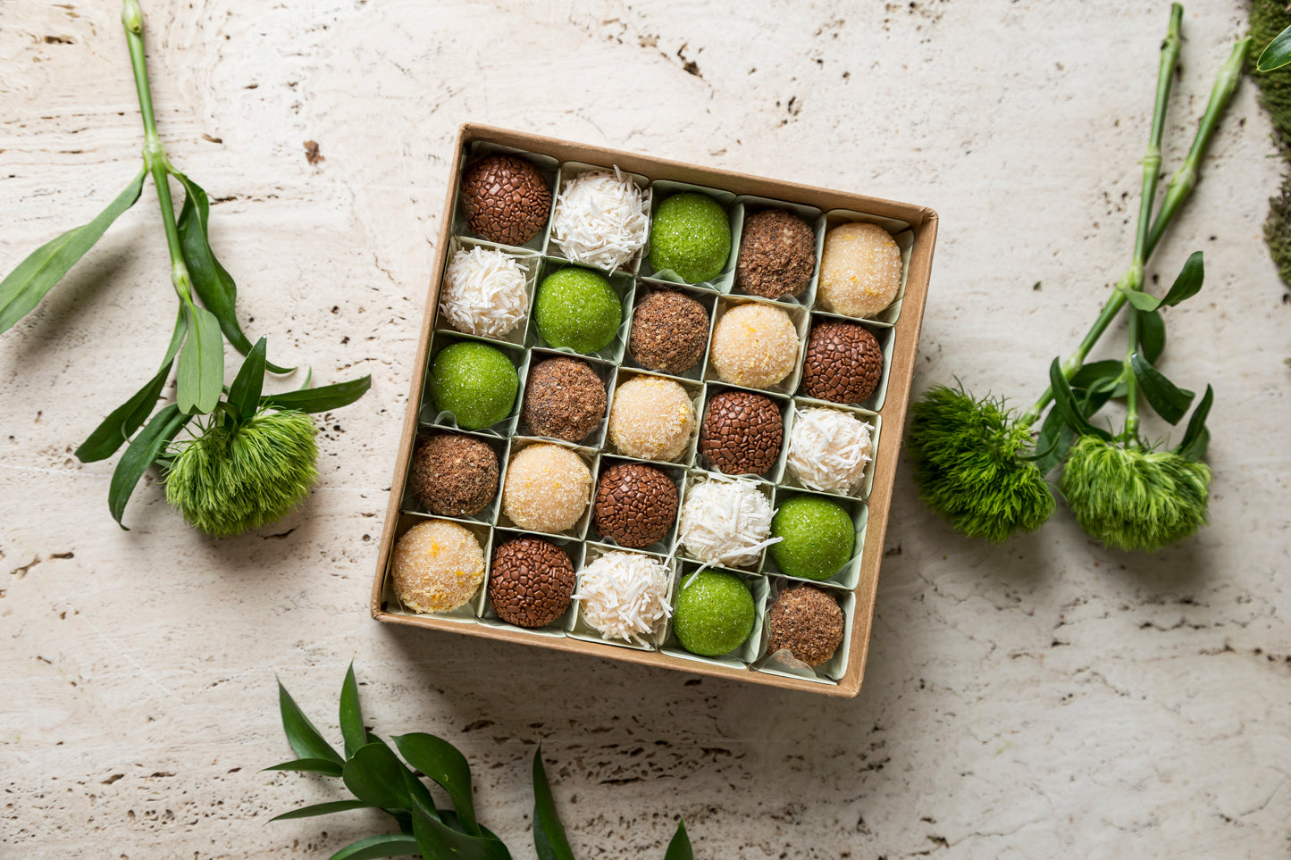 Travel Box ∙ 25 sweets