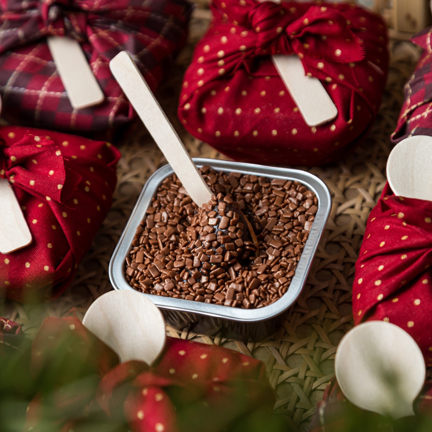 Brigadeiro de Colher - Somethin' Sweet by SVG