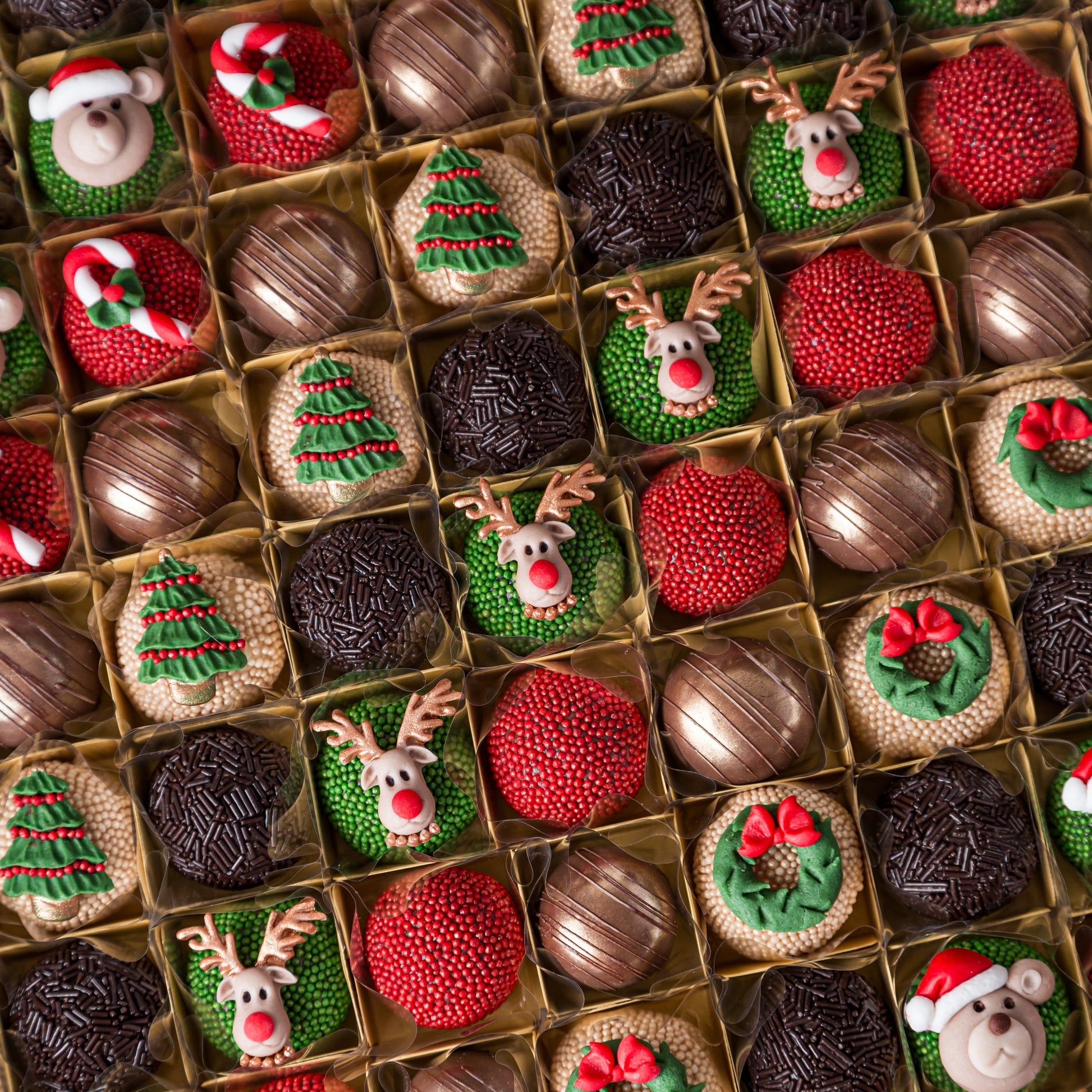 Caixa Viagem Decorada com 100 Doces - Coleção de Natal - Somethin' Sweet by SVG