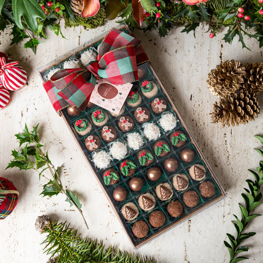 Caixa Presente Decorada com 50 Doces - Coleção de Natal - Somethin' Sweet by SVG