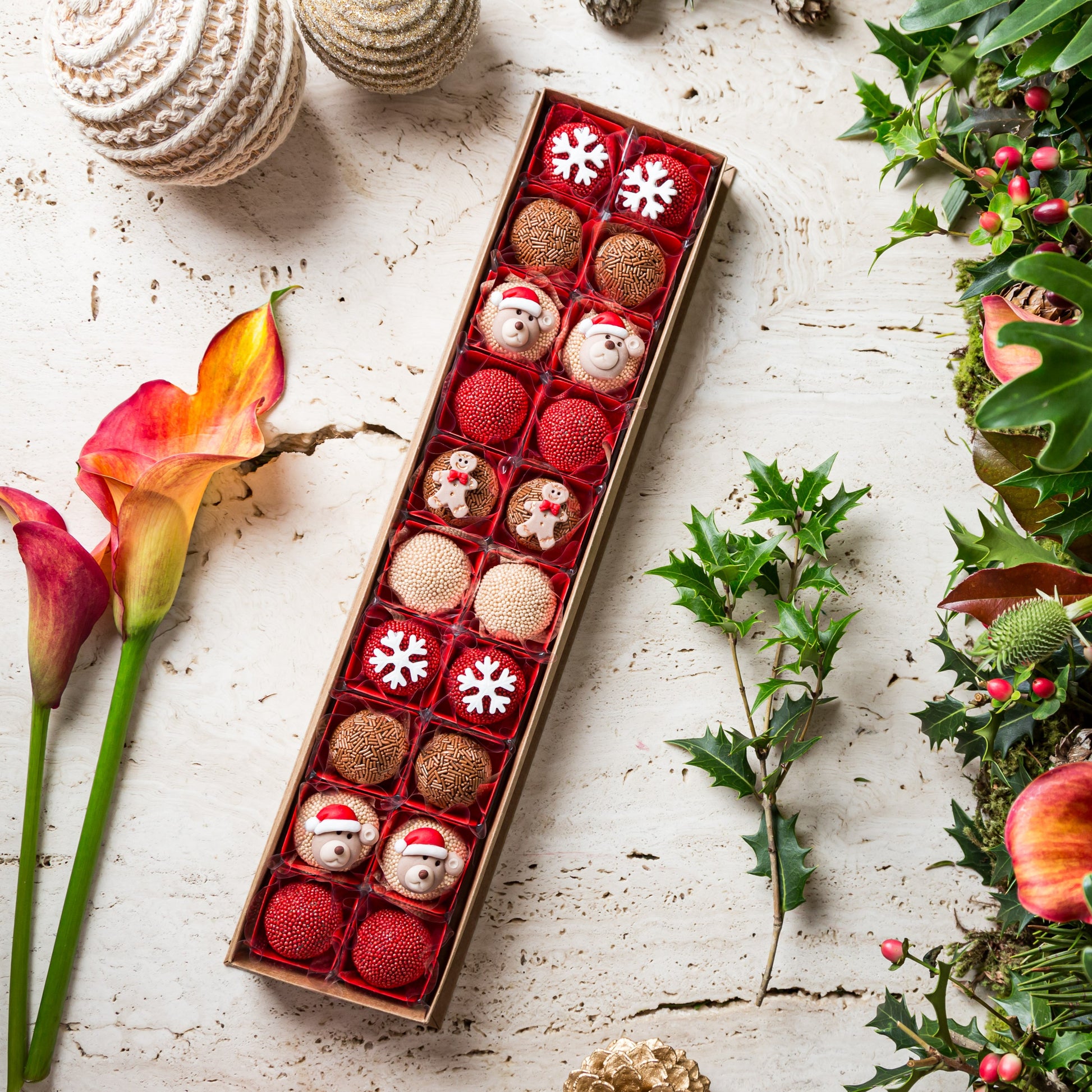 Caixa Presente Decorada com 20 Doces - Coleção de Natal - Somethin' Sweet by SVG