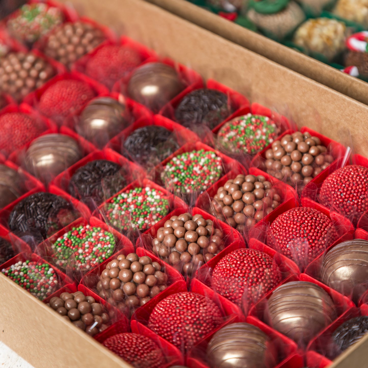 Caixa Viagem  com 55 Doces - Coleção de Natal - Somethin' Sweet by SVG