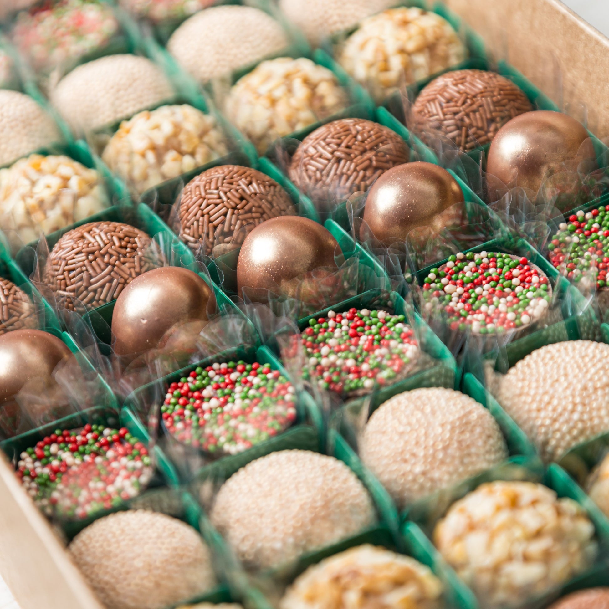 Caixa Viagem  com 55 Doces - Coleção de Natal - Somethin' Sweet by SVG