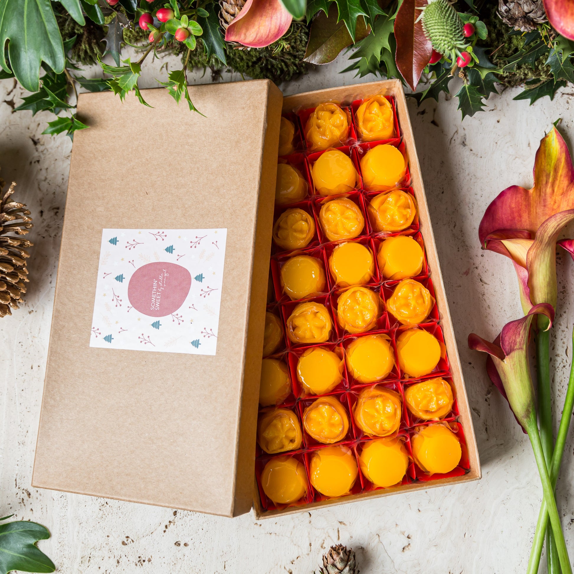 Caixa Viagem com 32 Doces - Coleção de Natal - Somethin' Sweet by SVG