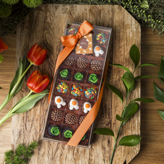 Caixa Presente Decorada com 24 Doces - Coleção de Páscoa - Somethin' Sweet by SVG