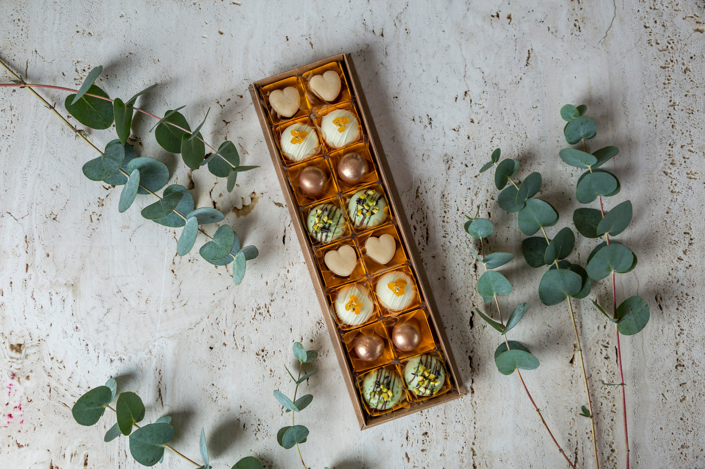 Gift Box ∙ 16 sweets