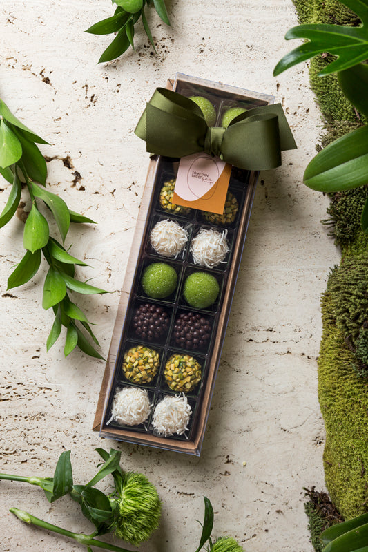 Gift Box ∙ 16 sweets